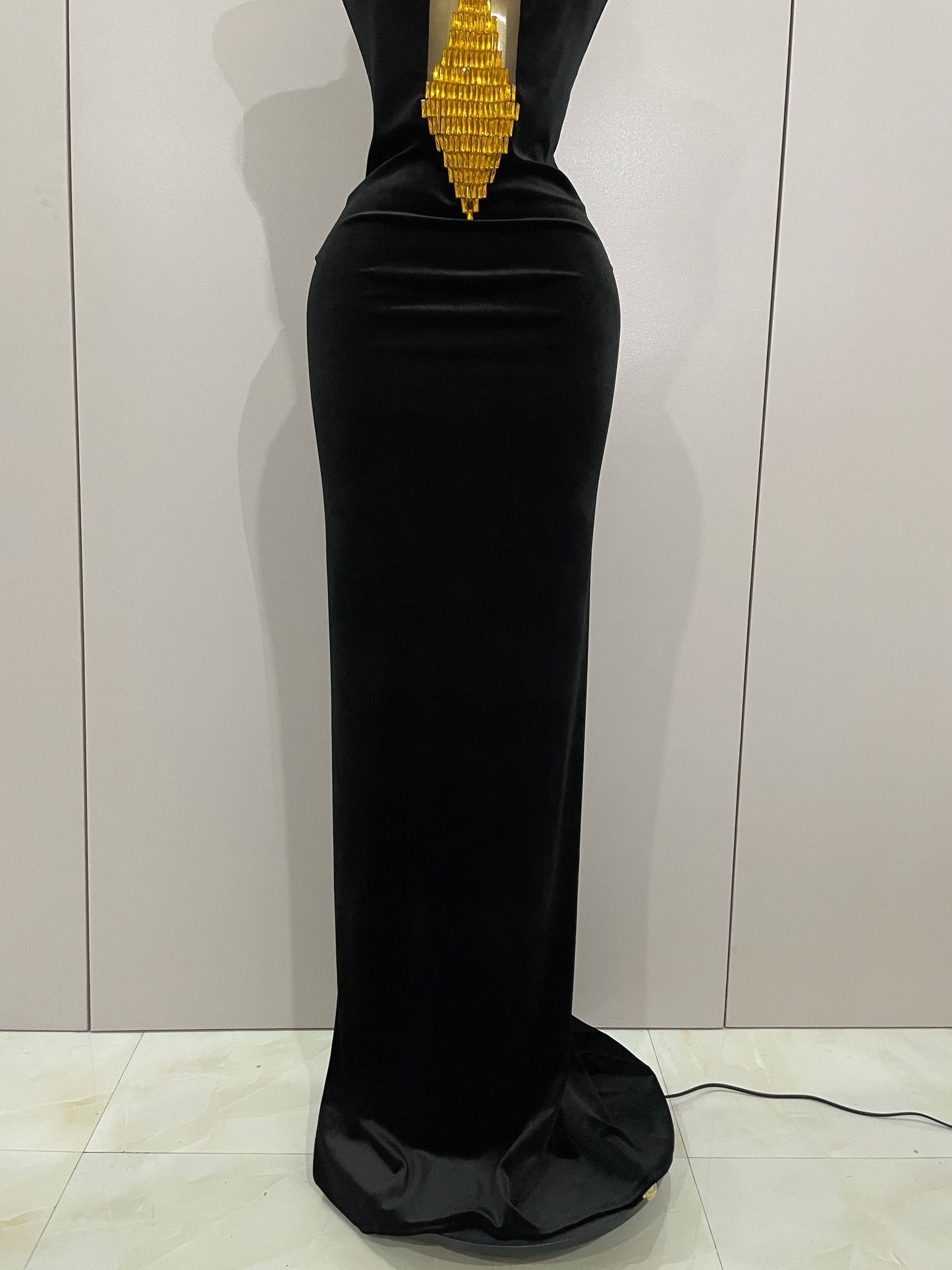 Black Sleeveless Turtleneck Floor-Length Dress