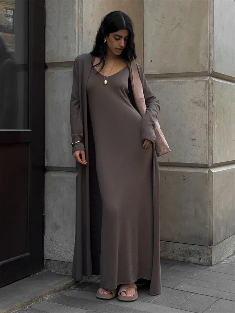 Pink Knit Maxi Dress & Cardigan Co-Ord Set – Elegant 2-Piece Winter Look