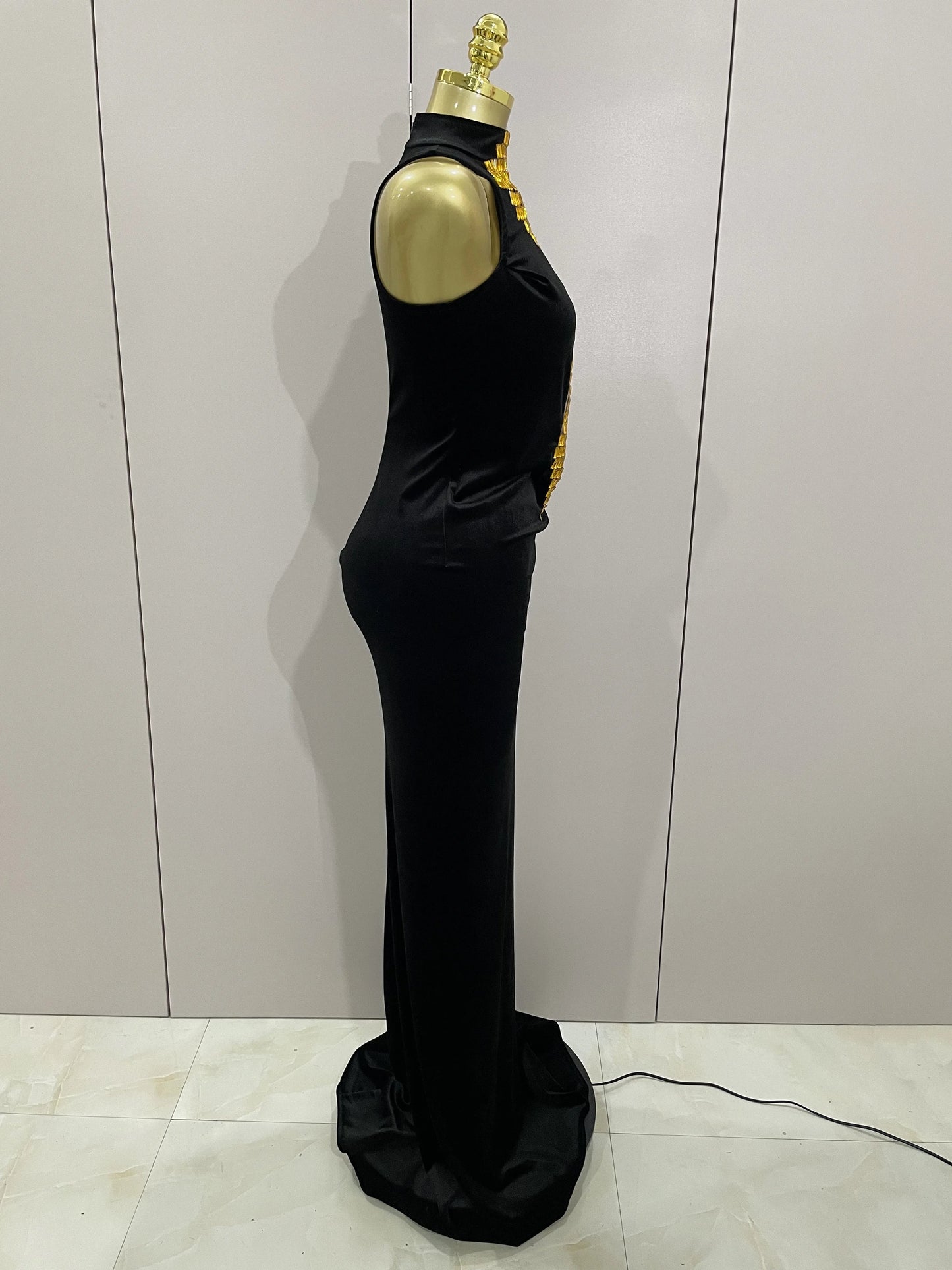 Black Sleeveless Turtleneck Floor-Length Dress