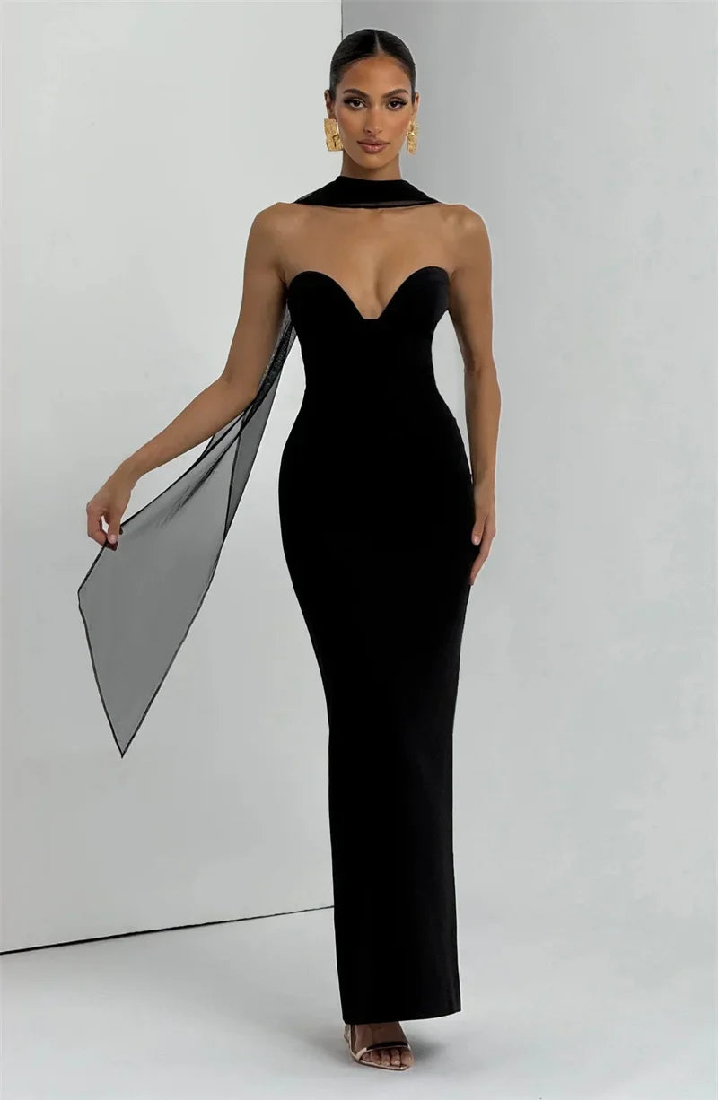 Black Strapless Off-Shoulder Maxi Gown – Elegant Backless Dress