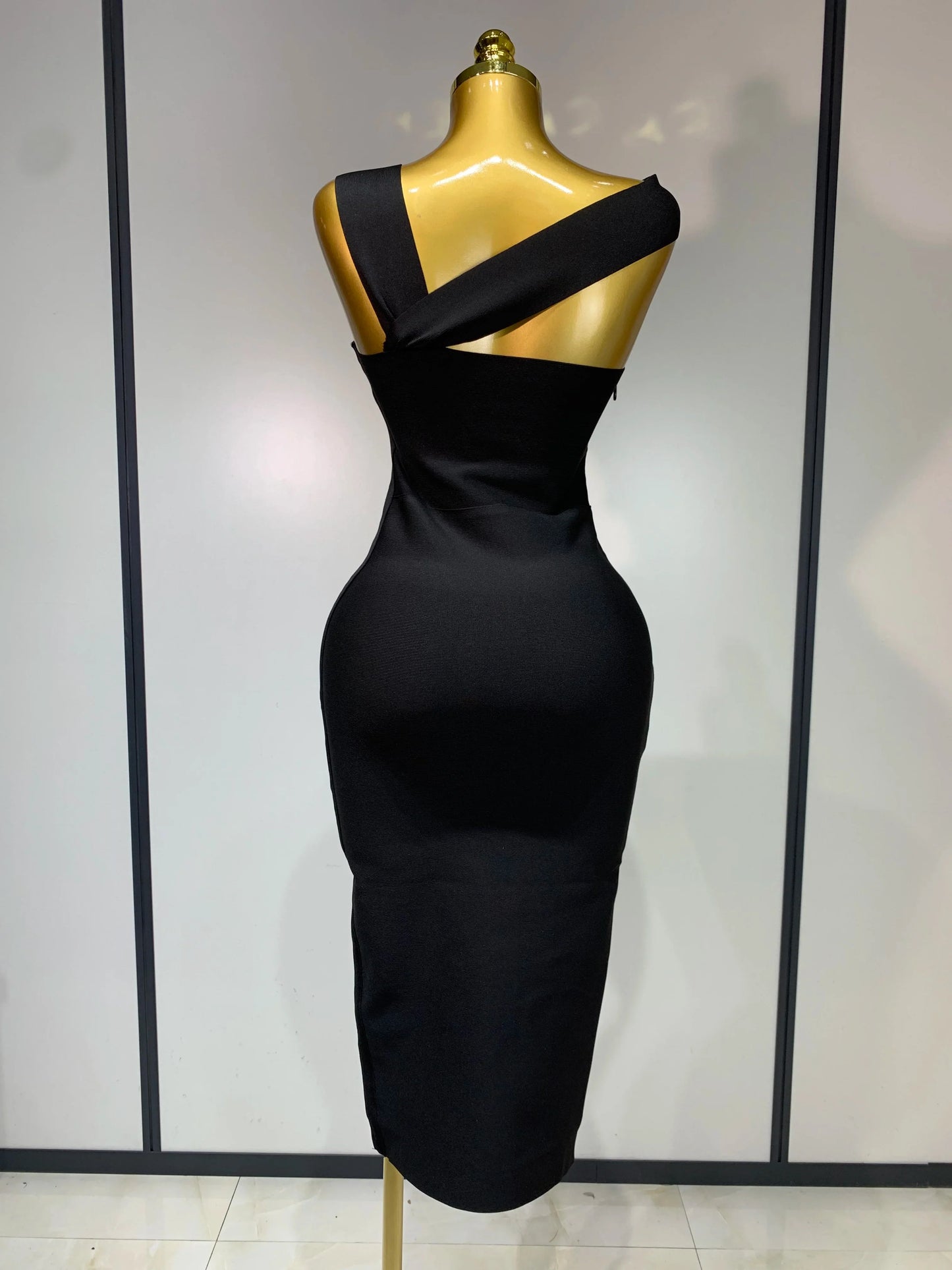 Black Strapless Sheath Mid-Calf Dress