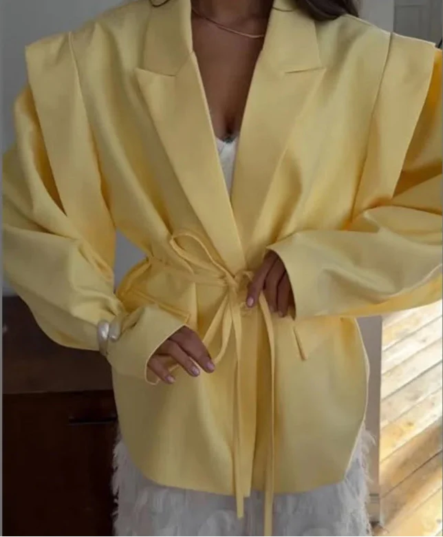 Oversized Blazer with Belted Waist – Light Cotton Blend