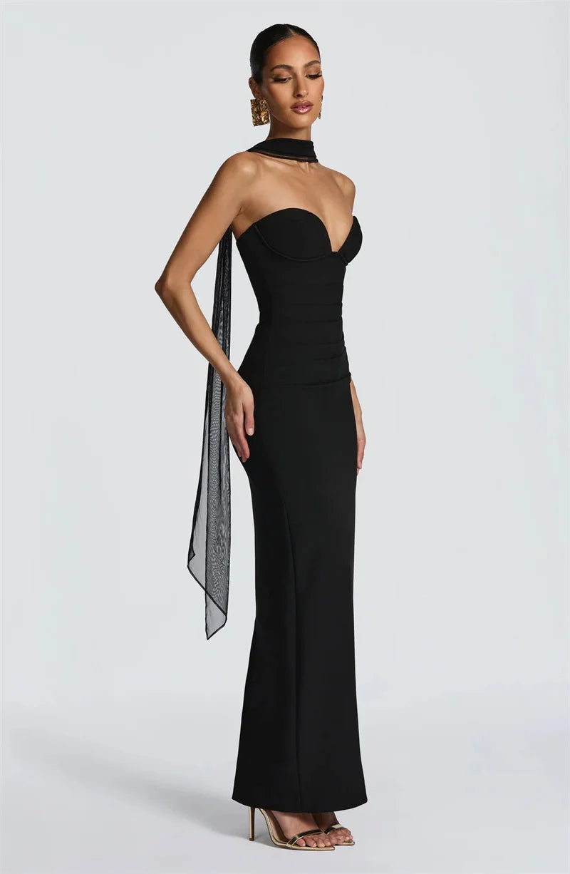 Black Strapless Off-Shoulder Maxi Gown – Elegant Backless Dress