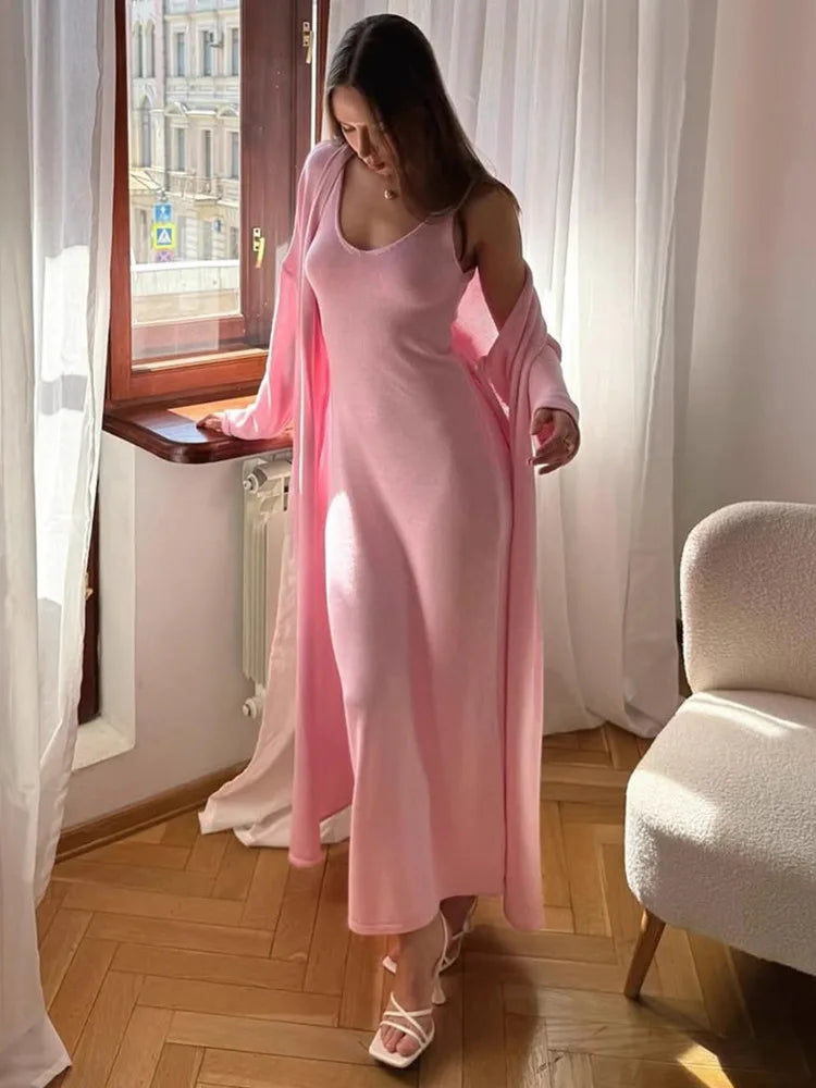 Pink Knit Maxi Dress & Cardigan Co-Ord Set – Elegant 2-Piece Winter Look