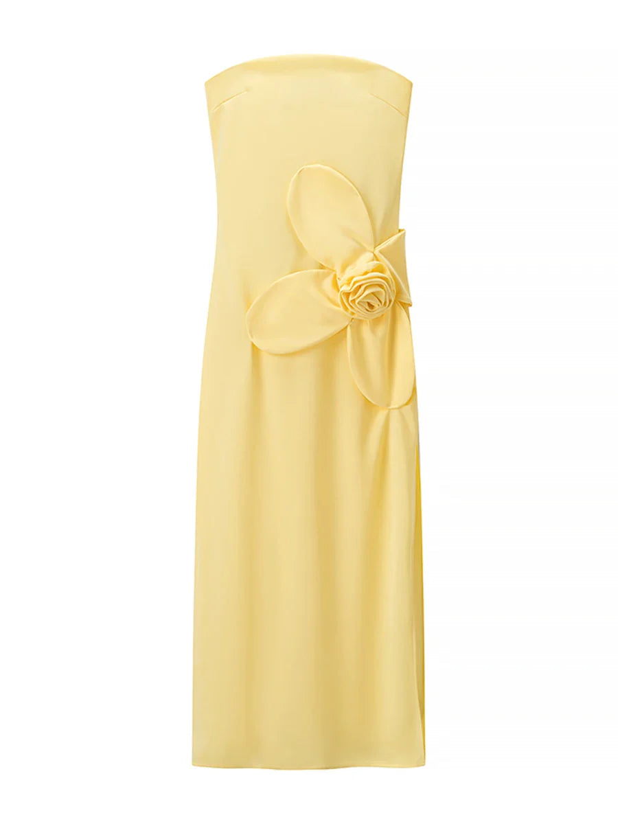 Yellow strapless dress with a floral detail 