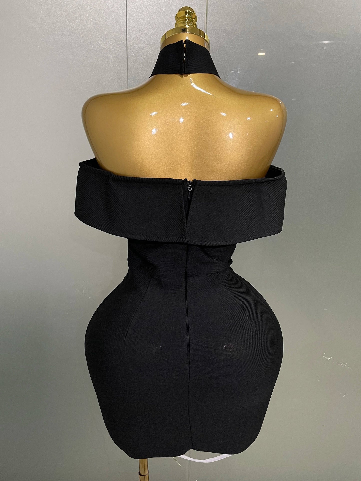 Black & White Off-Shoulder Flower Bodycon Mini Dress