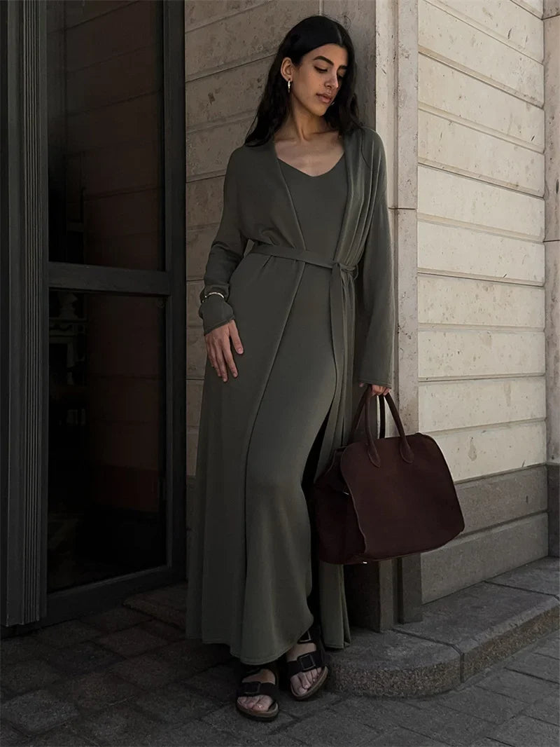 Pink Knit Maxi Dress & Cardigan Co-Ord Set – Elegant 2-Piece Winter Look