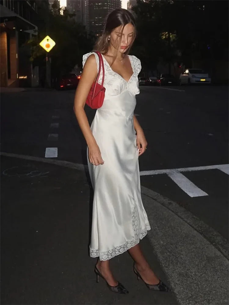 Patchwork Satin Lace Maxi Dress – Elegant V-Neck Evening Gown