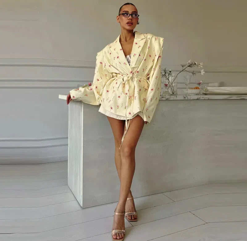 Oversized Blazer with Belted Waist – Light Cotton Blend