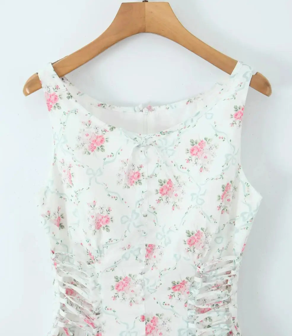 Floral Print Sleeveless Summer Dress – O-Neck Buttoned Swing Dress with Bow & Lace-Up Detail